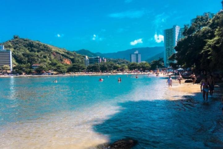 Apartamento Dona Frida Prainha Com Wifi Pe Na Areia Caraguatatuba Kültér fotó