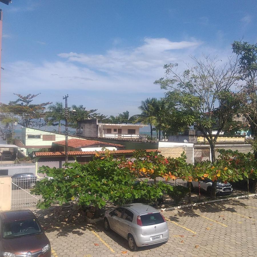 Apartamento Dona Frida Prainha Com Wifi Pe Na Areia Caraguatatuba Kültér fotó