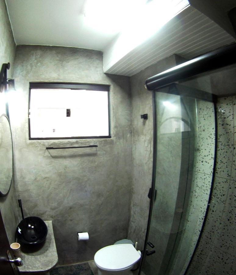 Apartamento Dona Frida Prainha Com Wifi Pe Na Areia Caraguatatuba Kültér fotó